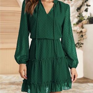 Elegant Forest Green Tie-Neck Long-Sleeve Tiered Dress